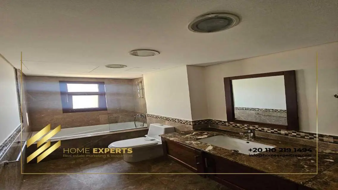 Stunning Home with Private Garden and Shared Pool