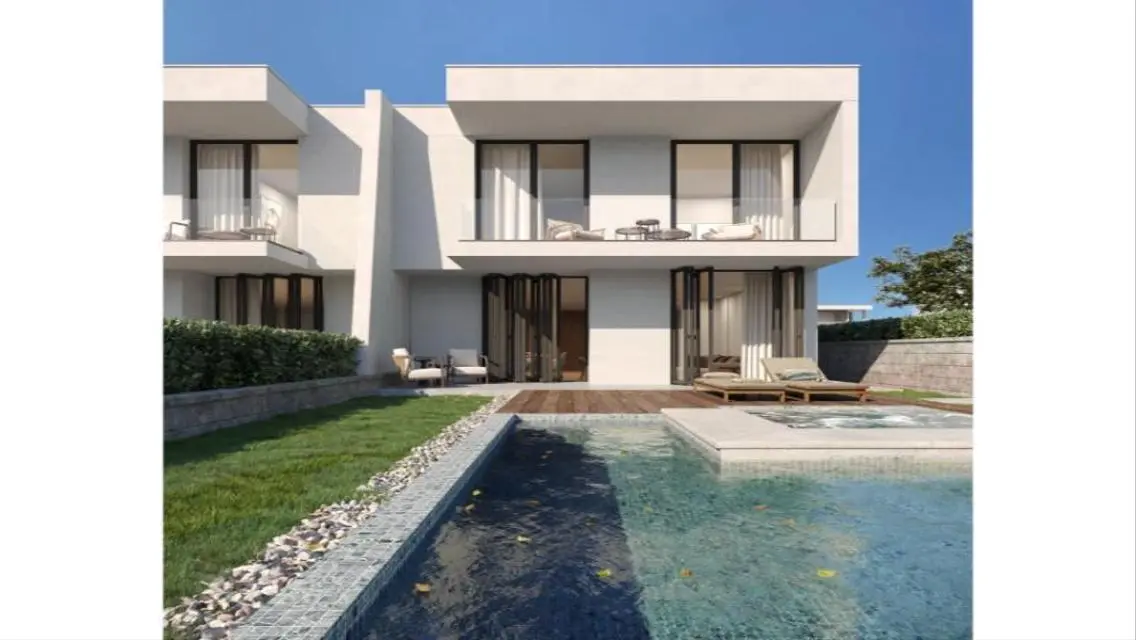 Luxury Villa for Sale with Private Garden, 135 sqm