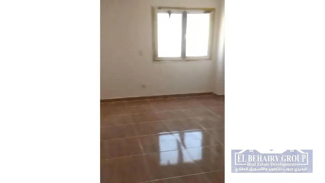 شقة فاخرة للبيع في موقع متميز