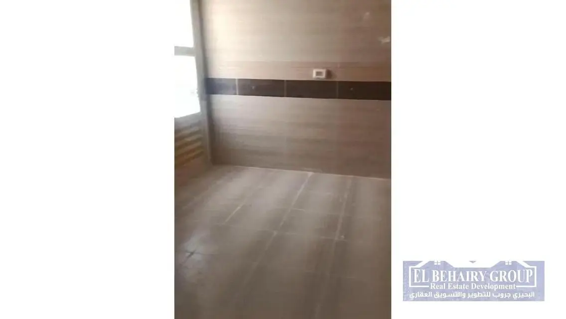 شقة فاخرة للبيع في موقع متميز