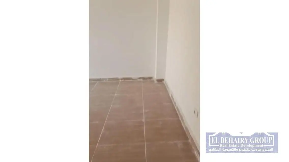 شقة فاخرة للبيع في موقع متميز