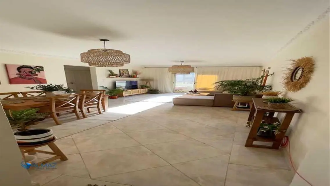 شقة مميزة للبيع - E8556-B-120-3-1-40