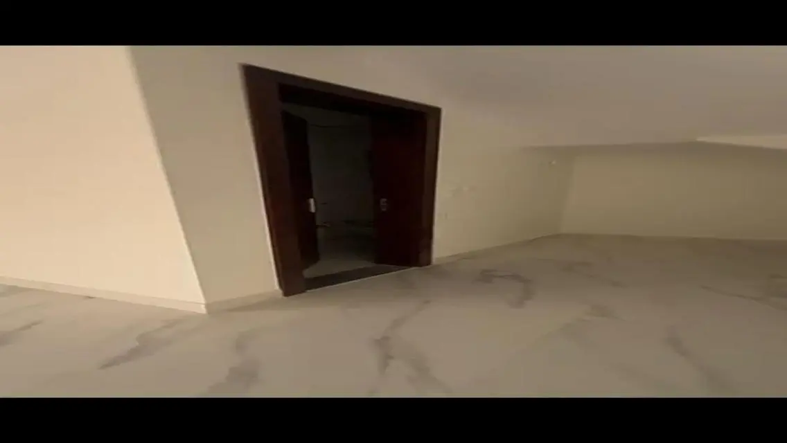 فيلا فاخرة مع مسبح خاص وحديقة