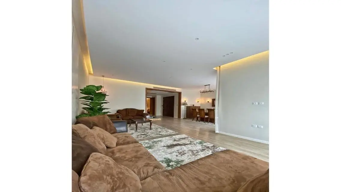 Luxury Apartment for Sale with Pool and Lake View