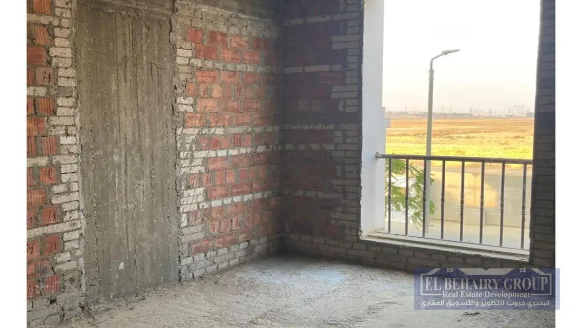 Luxury Villa with Private Garden for Sale