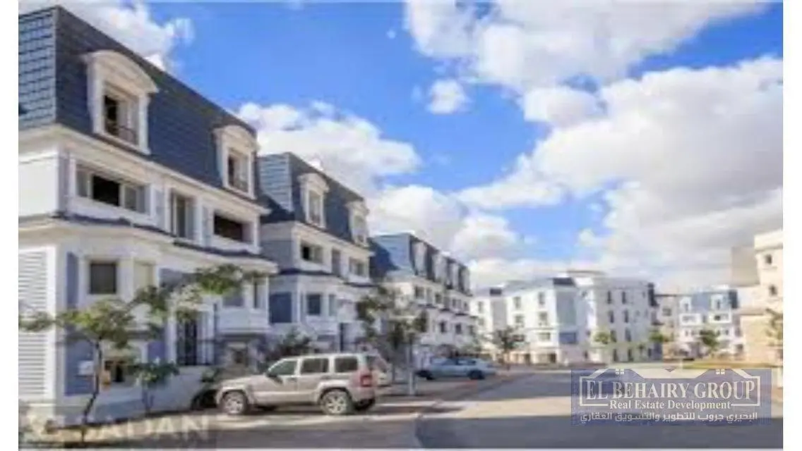 Luxury Apartment with Spacious Layout in Prime Location