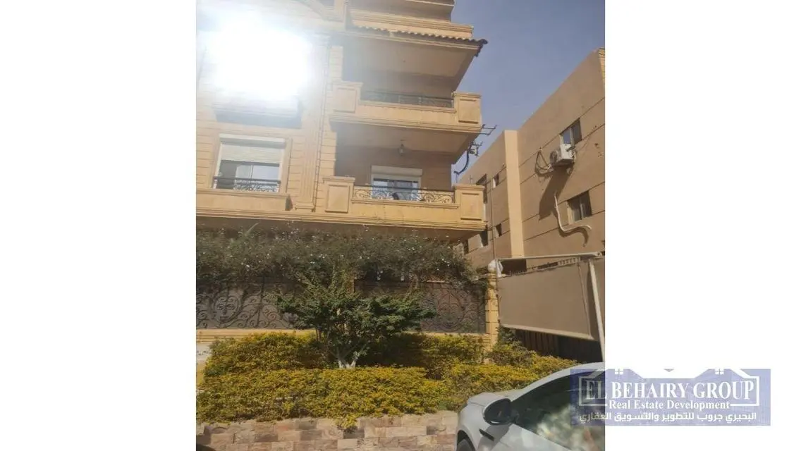 -5 عقار رائع بمساحة مضبوطة