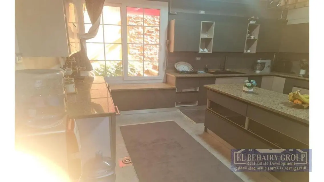 -5 عقار رائع بمساحة مضبوطة