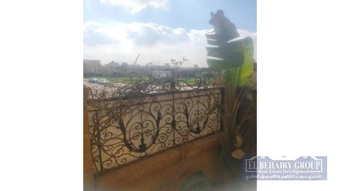 -5 عقار رائع بمساحة مضبوطة