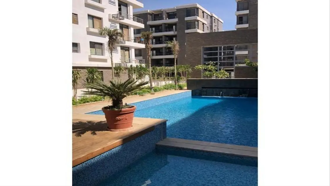 Luxurious Villas with Stunning Views in the Heart of the City