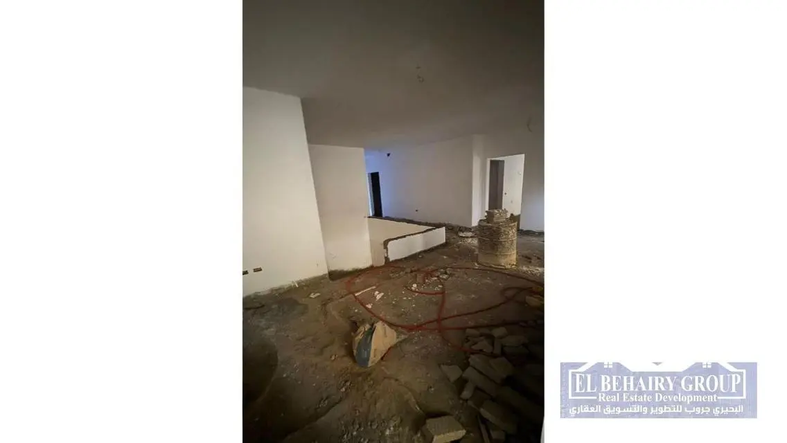 Luxury Apartment with Spacious Private Garden in the City Center