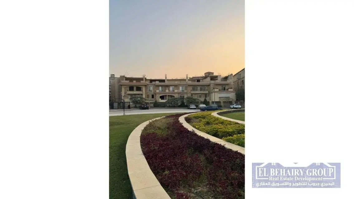 Luxury Apartment with Spacious Private Garden in the City Center