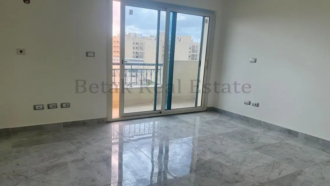 Luxury Apartment for Sale -180-
