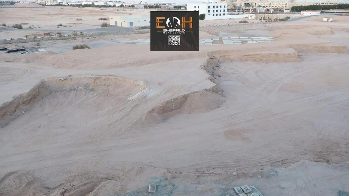 Luxury Villa for Sale at 6,506,500 EGP with Private Garden and Pool