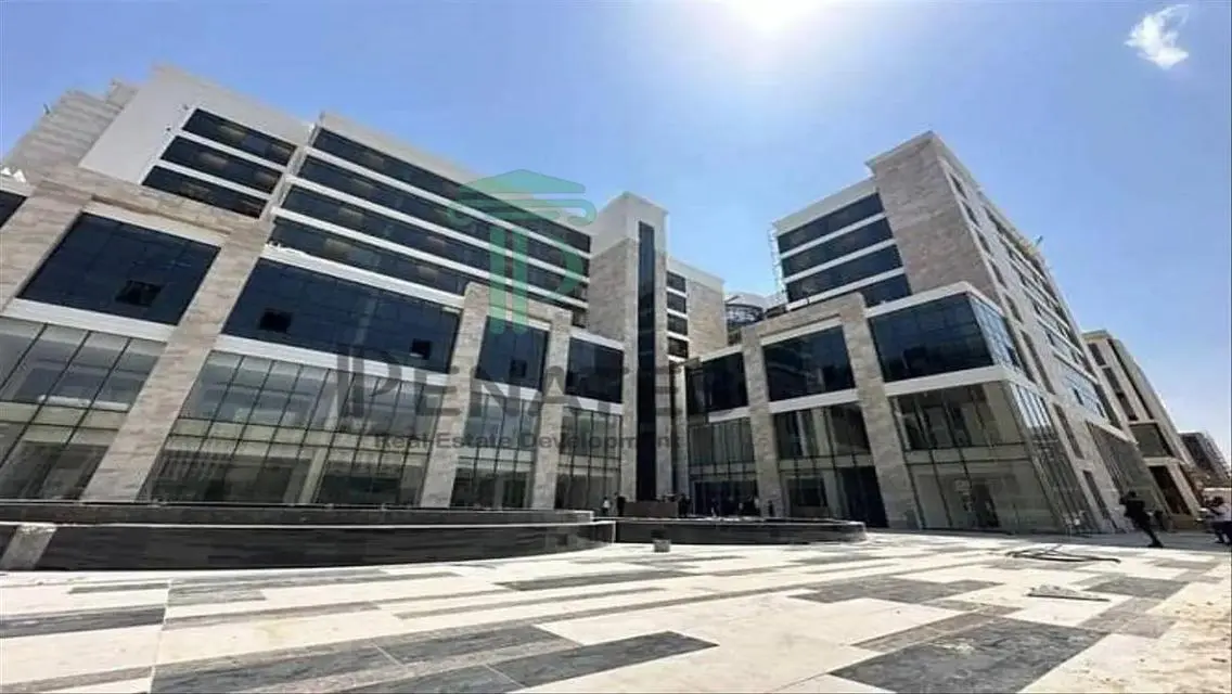 Exceptional Residential Building for Sale - R7-15-30-24