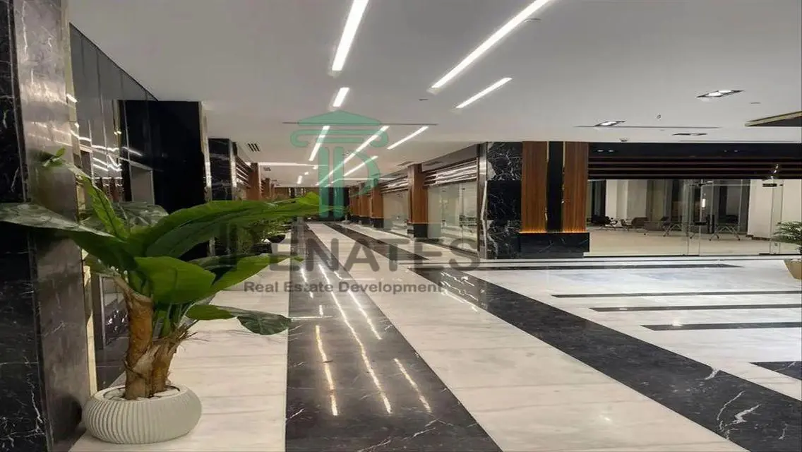 Exceptional Residential Building for Sale - R7-15-30-24