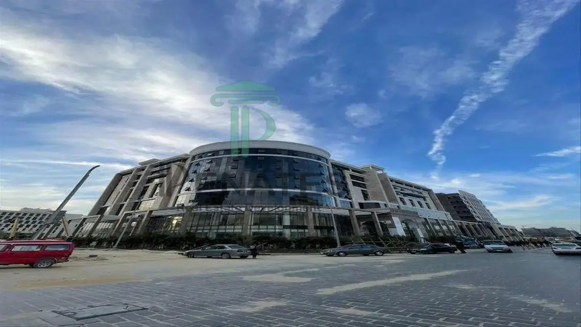 Exceptional Residential Building for Sale - R7-15-30-24
