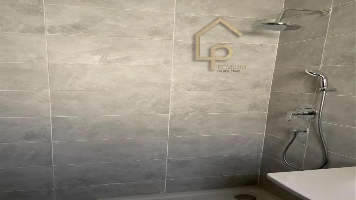 Stunning Apartment for Sale in Phase 1