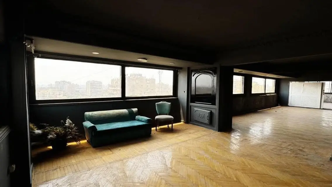 Exceptional Office for Rent - 400 Square Meters
