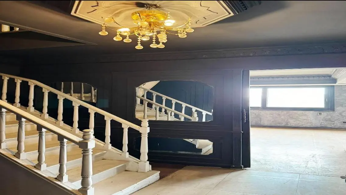Exceptional Office for Rent - 400 Square Meters