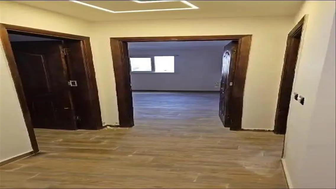 فرصة استثمارية رائعة بمساحة متر في قلب المدينة