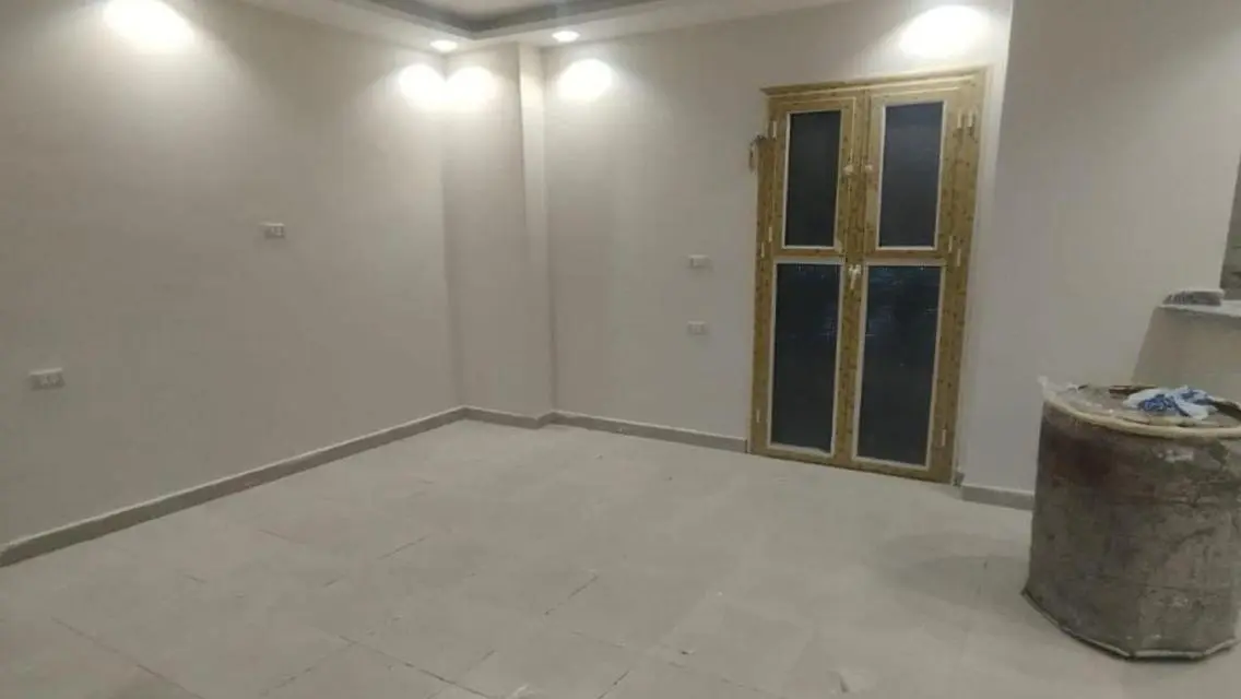 منزل خاص مع حديقة في موقع رائع