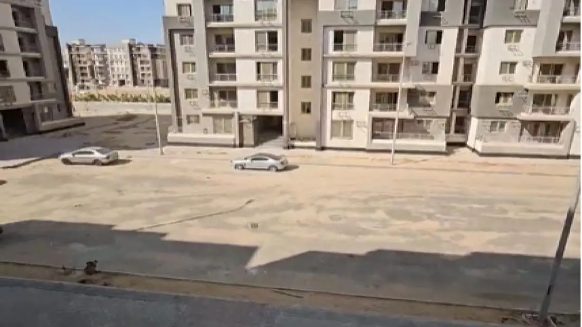 شقة رائعة للبيع في 13000 - زايد