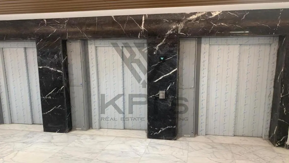 شقة رائعة بسعر مغري وبمساحة واسعة
