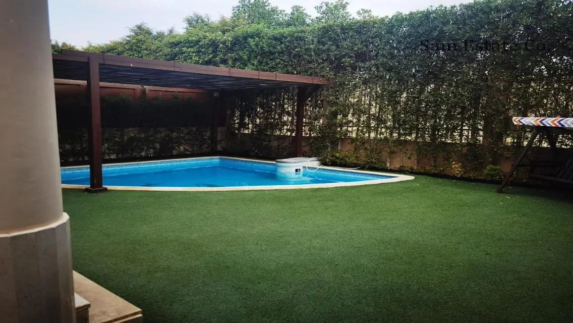 Luxury Villa with Private Pool and Lakeside Garden
