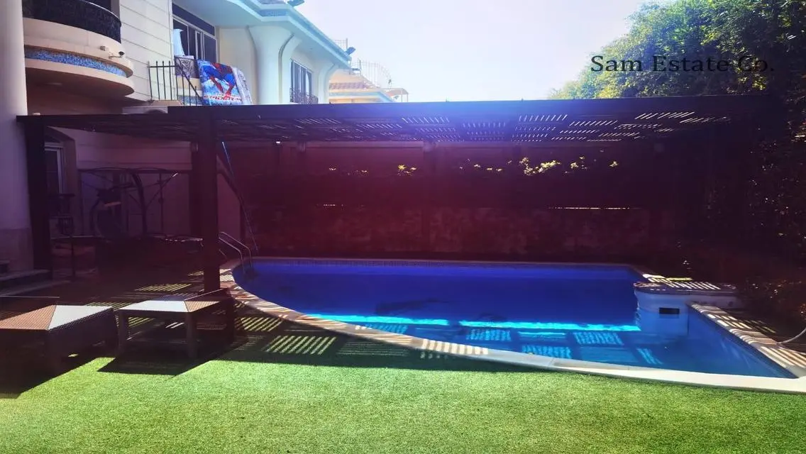 Luxury Villa with Private Pool and Lakeside Garden