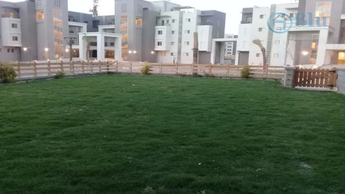 فيلا فاخرة للشراء مع مرافق رائعة