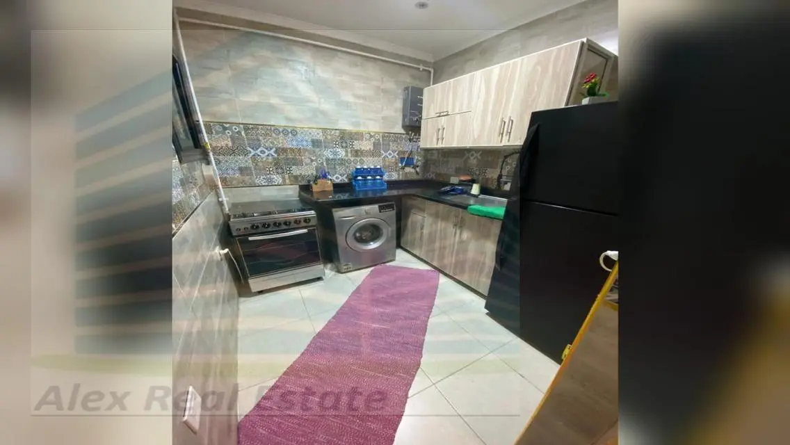 شقة رائعة للإيجار مع إطلالة مميزة