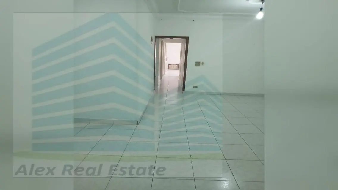 شقة رائعة في موقع مميز مع جميع المرافق