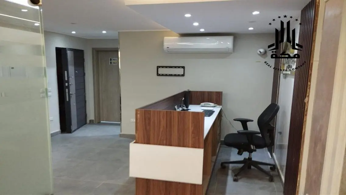 Luxurious Property in Prime Location with Ample Space