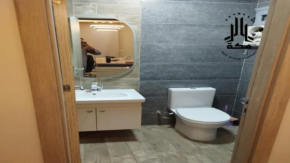 Luxurious Property in Prime Location with Ample Space