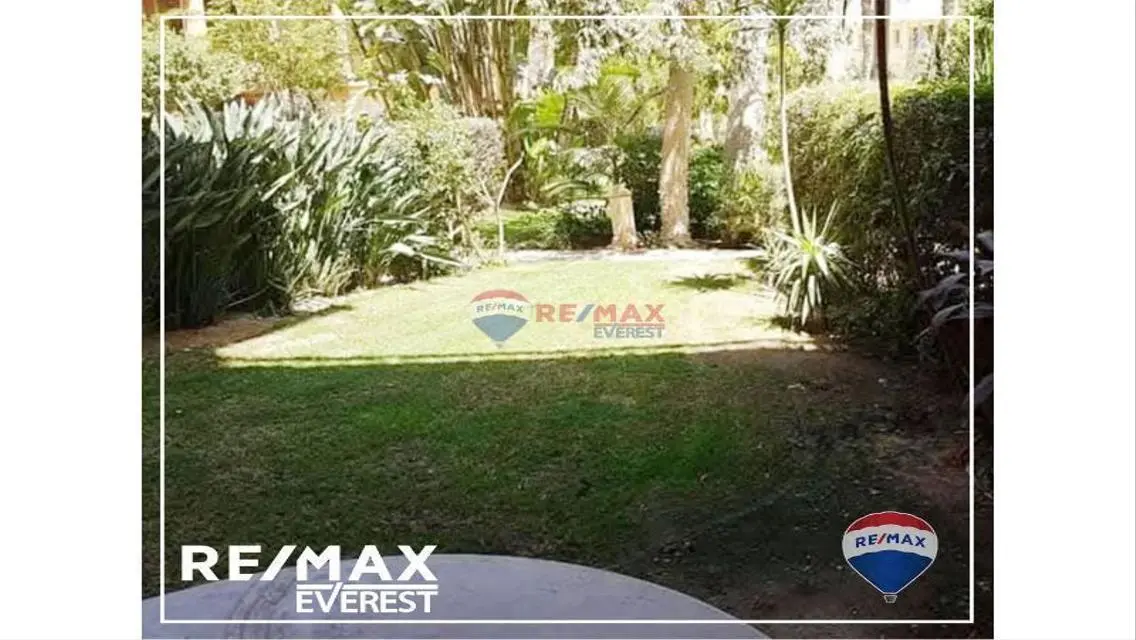 Luxury Villa for Sale with Swimming Pool and Private Garden