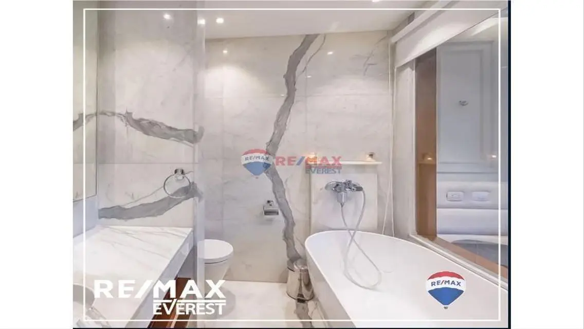 Luxurious Property with Study Room and Security – Premium Investment Opportunity