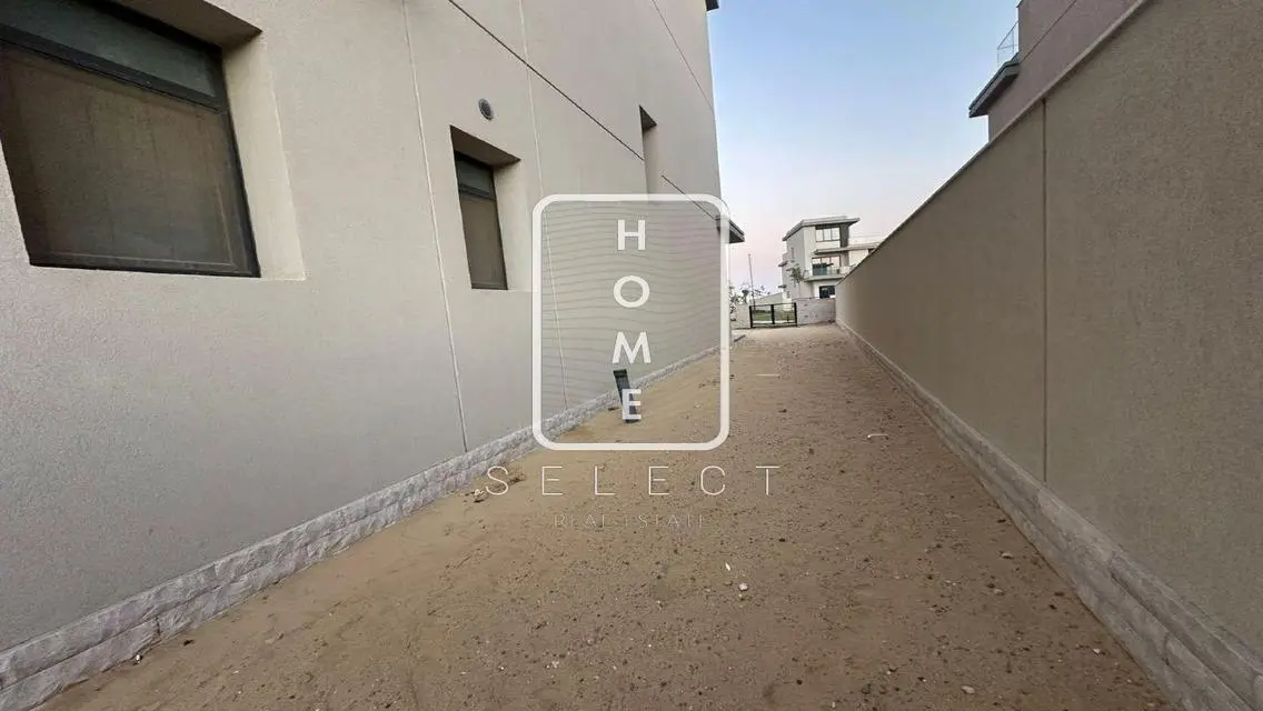 Luxury Villa for Sale with Spacious Layout