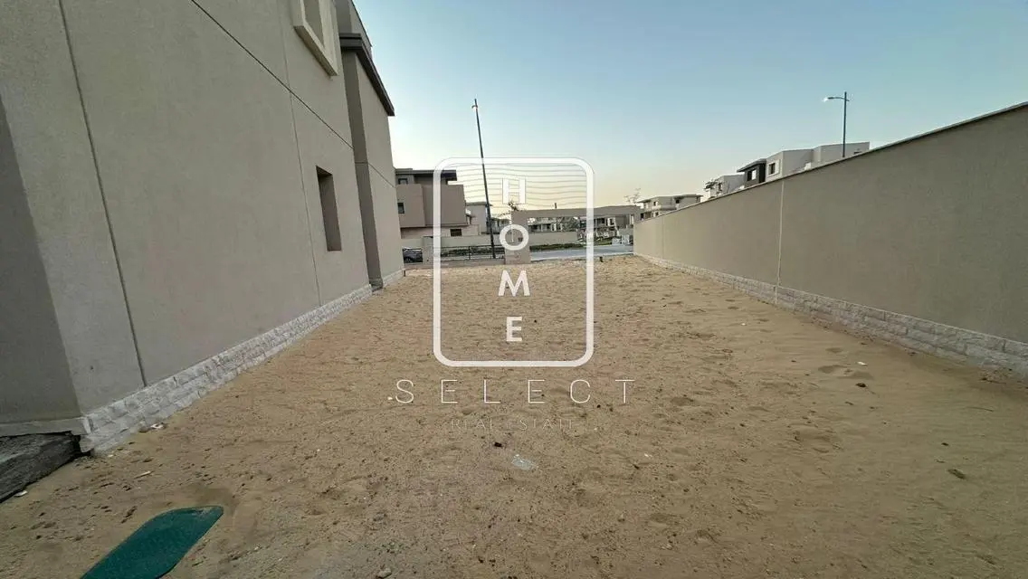 Luxury Villa for Sale with Spacious Layout