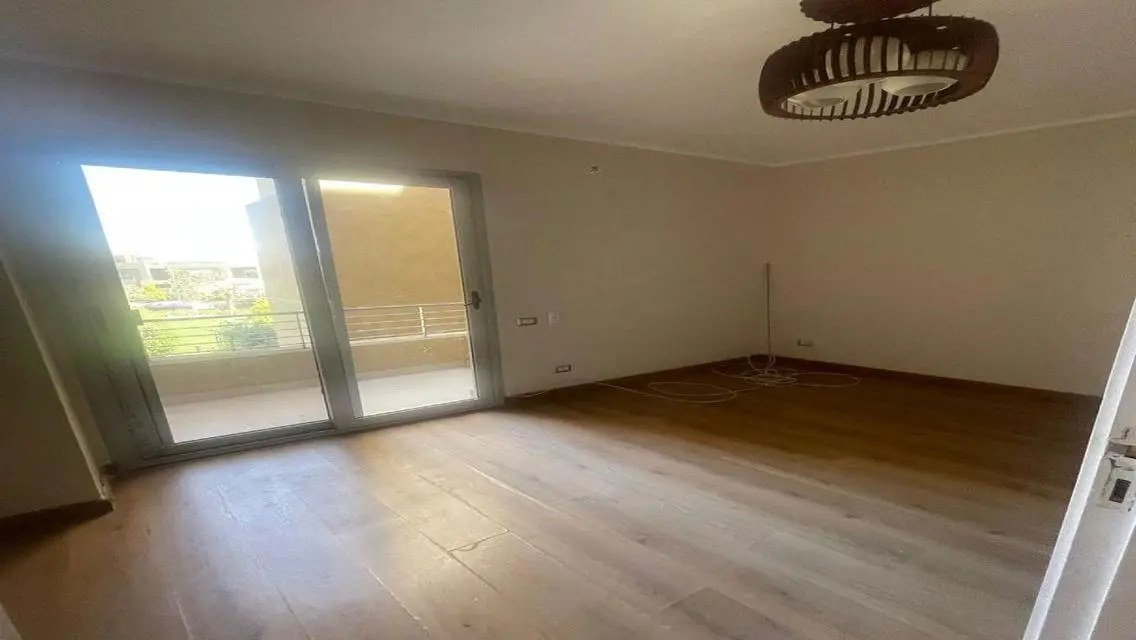 Luxury Apartment in Palm Parks