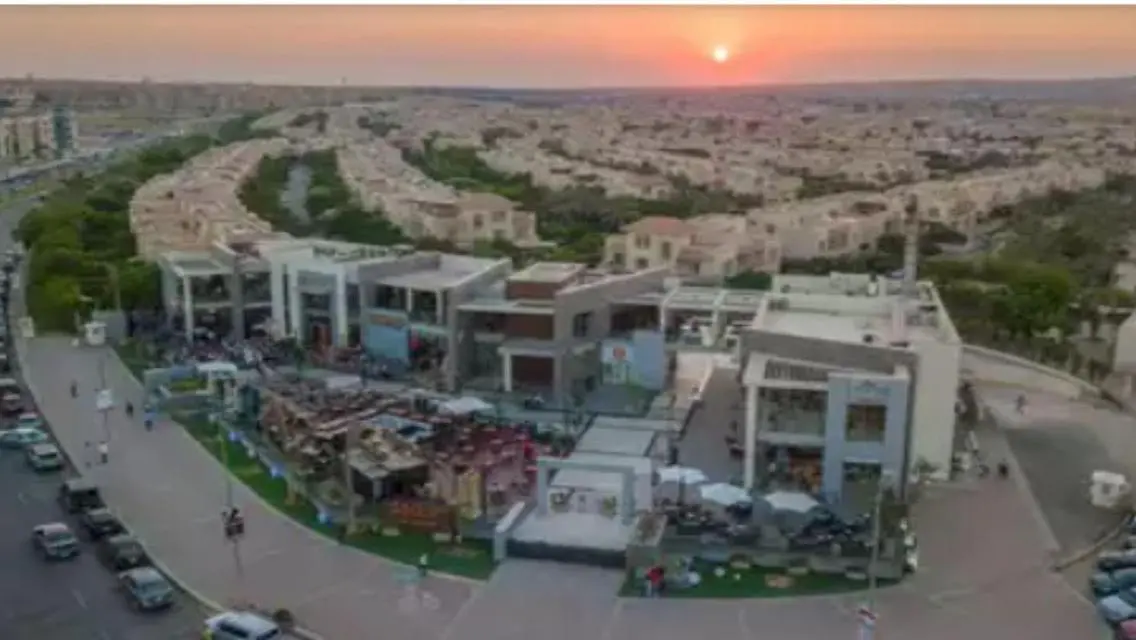 شقة فاخرة مكونة من 3 غرف نوم مع جميع وسائل الراحة
