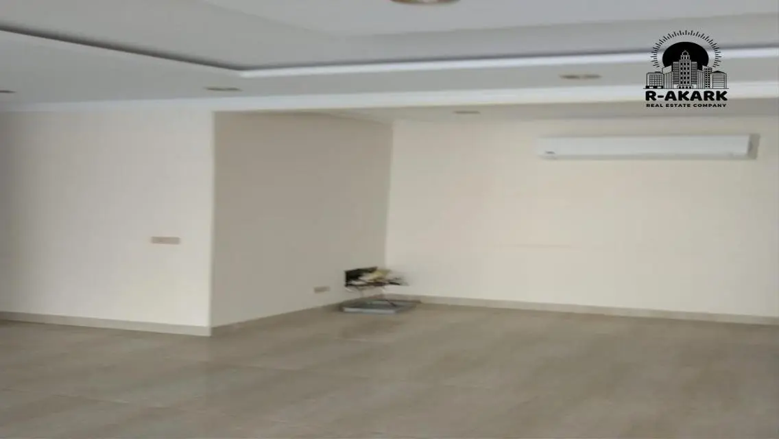 شقة فاخرة للإيجار في قلب المدينة