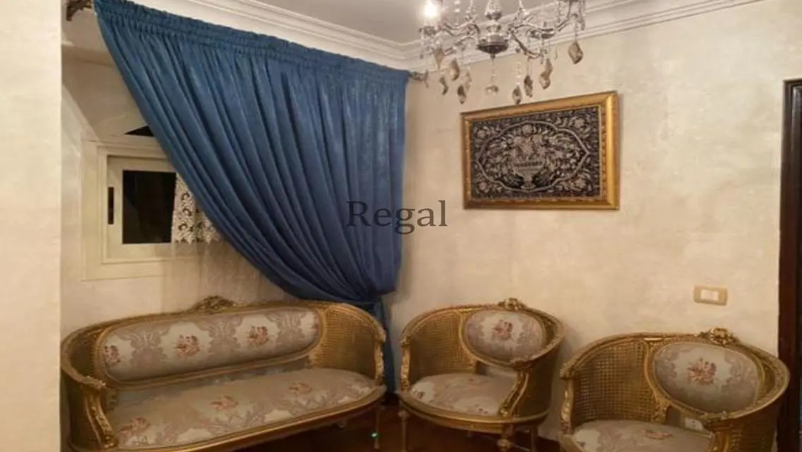 شقة رائعة للبيع في قلب المدينة