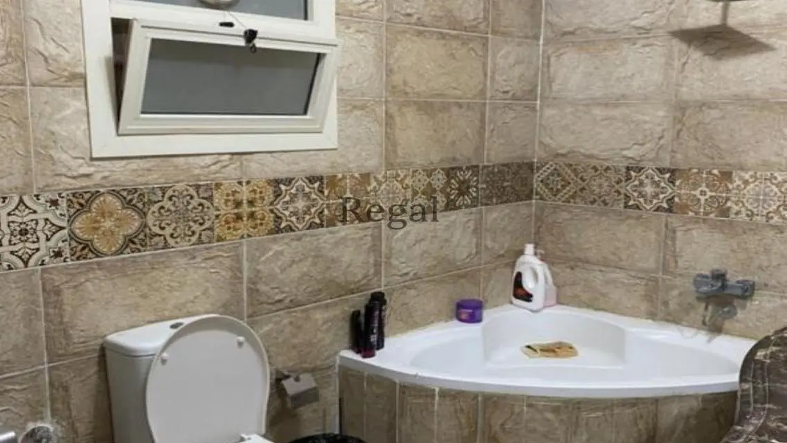 شقة رائعة للبيع في قلب المدينة