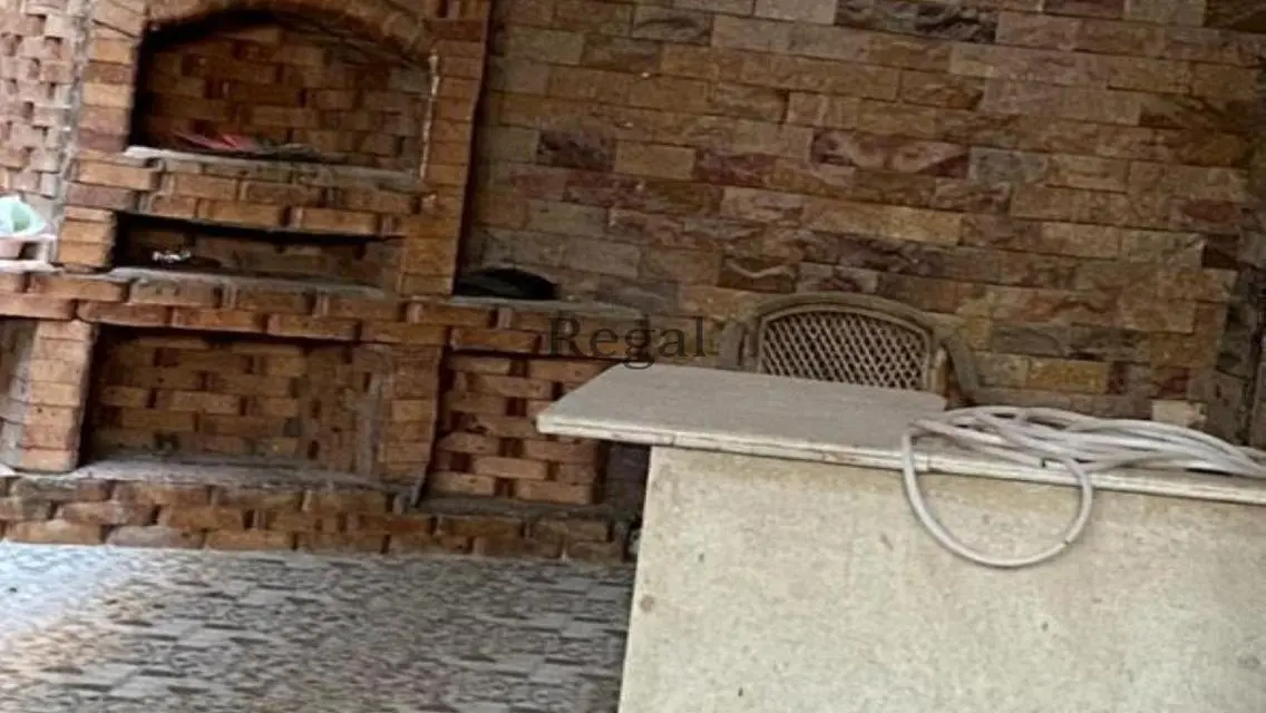 شقة رائعة للبيع في قلب المدينة