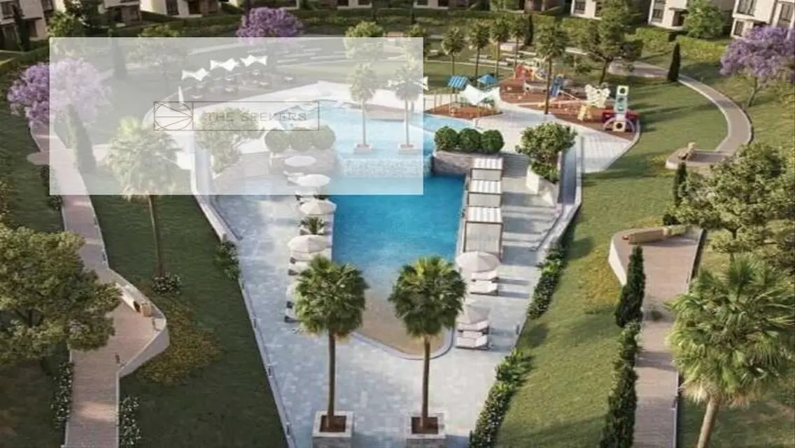 Luxurious Villa with Private Garden and Pool in the Heart of the City