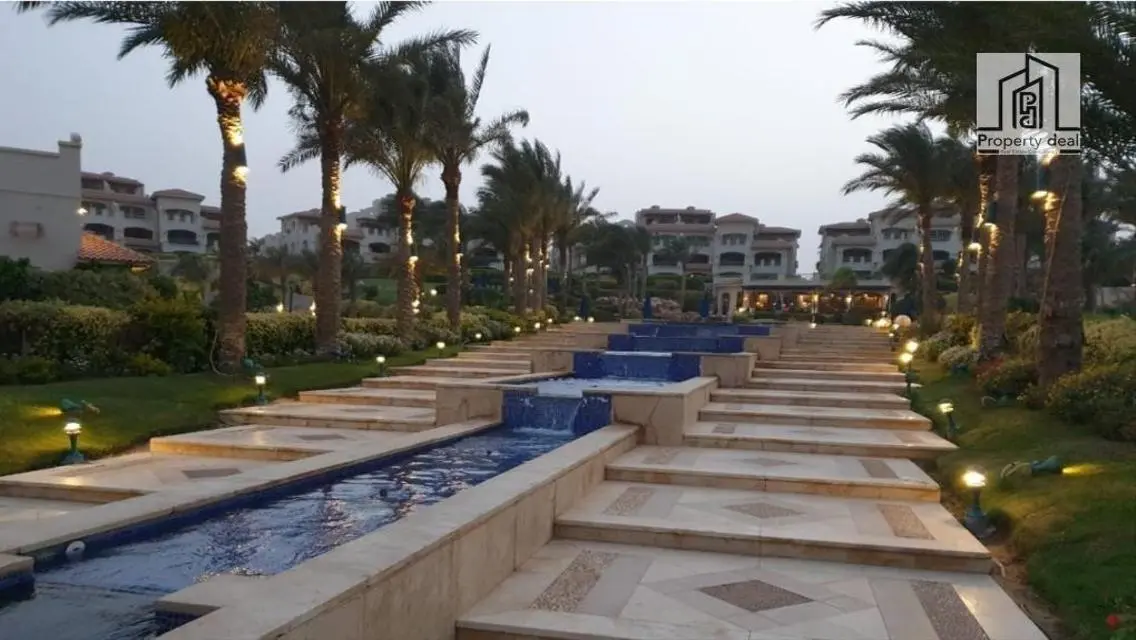 Experience Luxury Living with Our Waterfront Properties