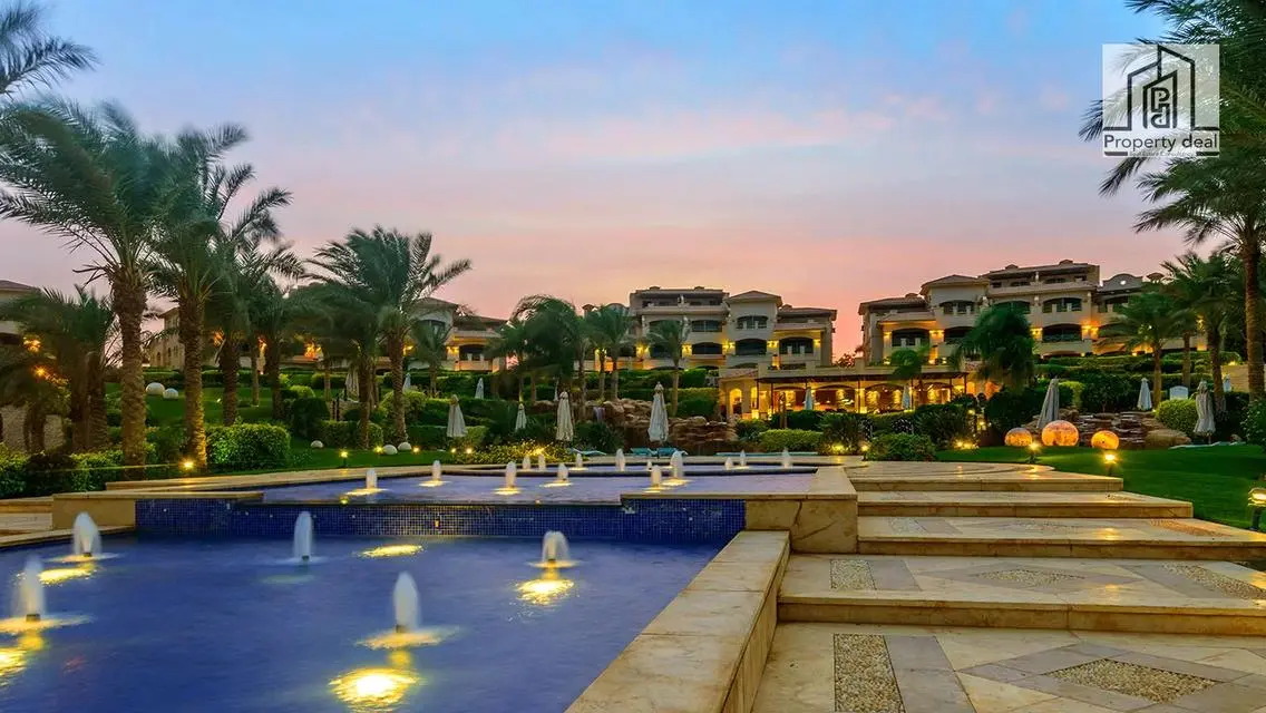 Experience Luxury Living with Our Waterfront Properties