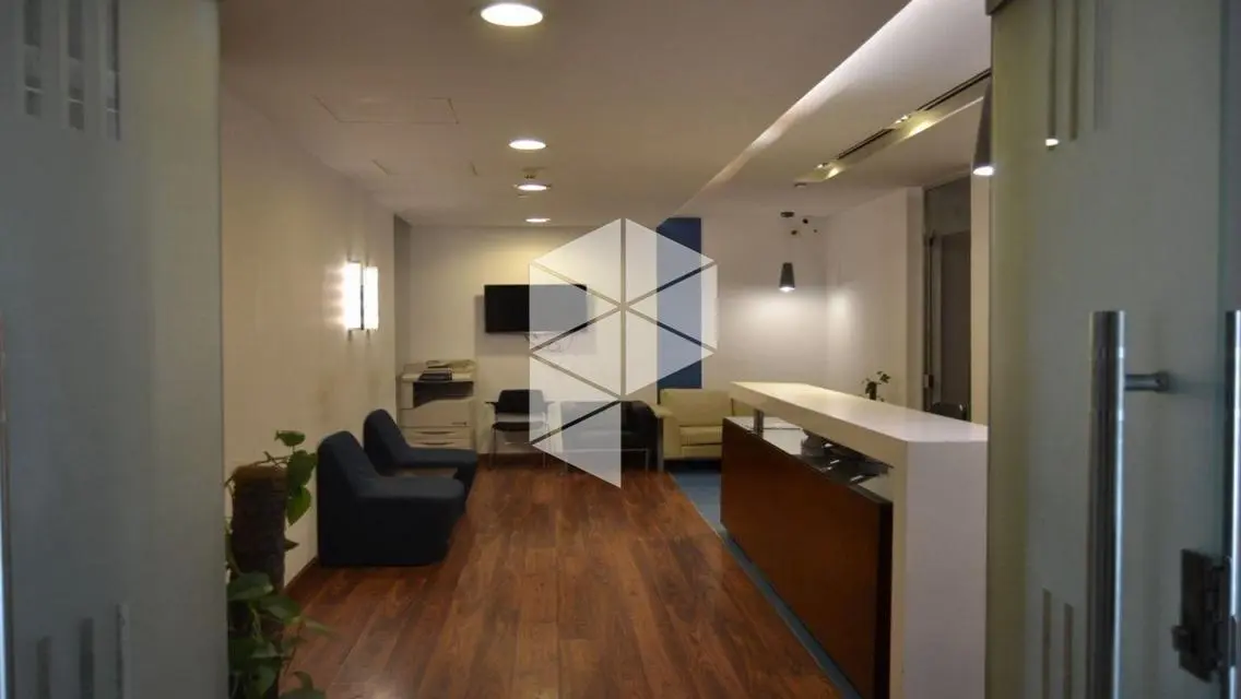 Unique Investment Opportunity in a Modern Property