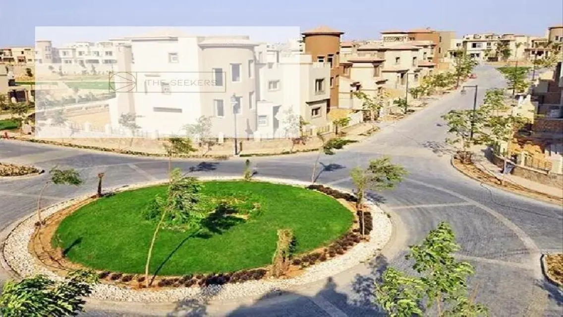 Luxury Home with Private Garden and Pool For Sale